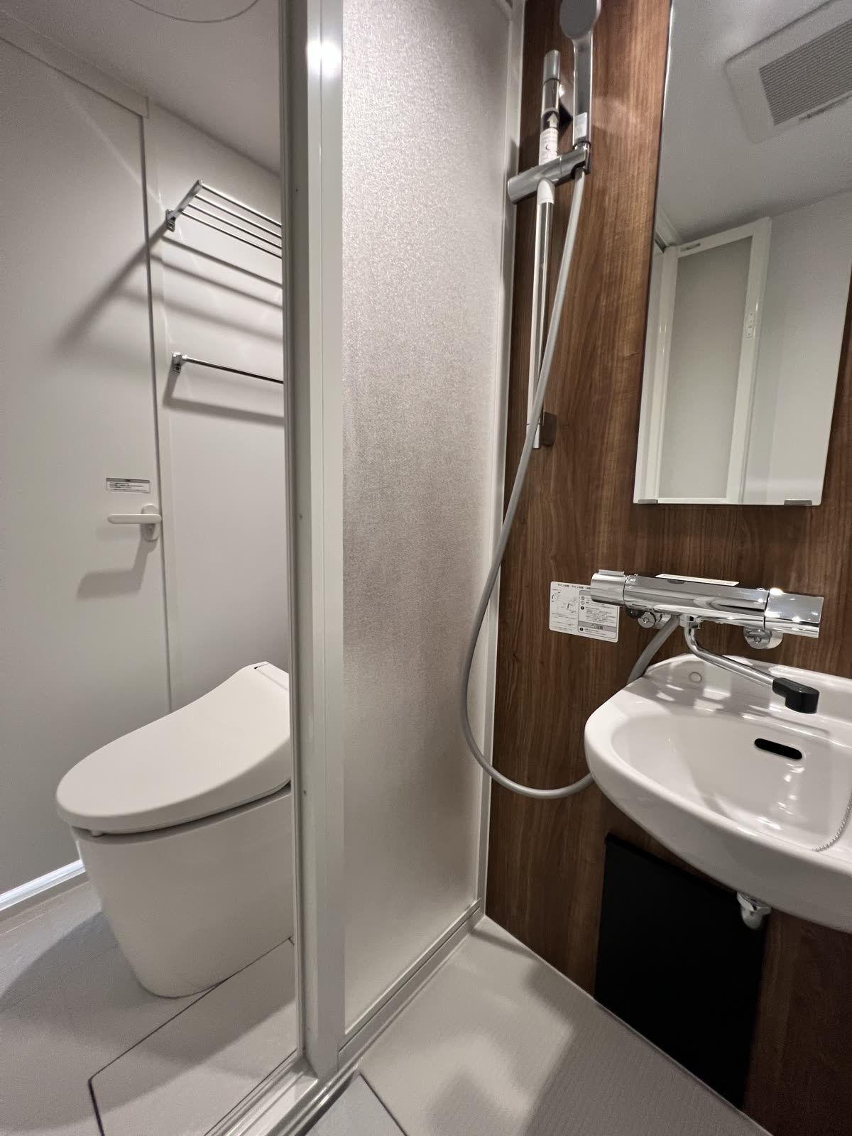 改修後の浴室、洗面、トイレまわり